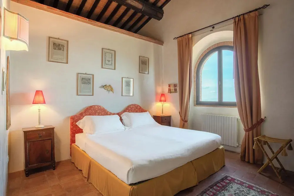 Castello di Montemasso B&B