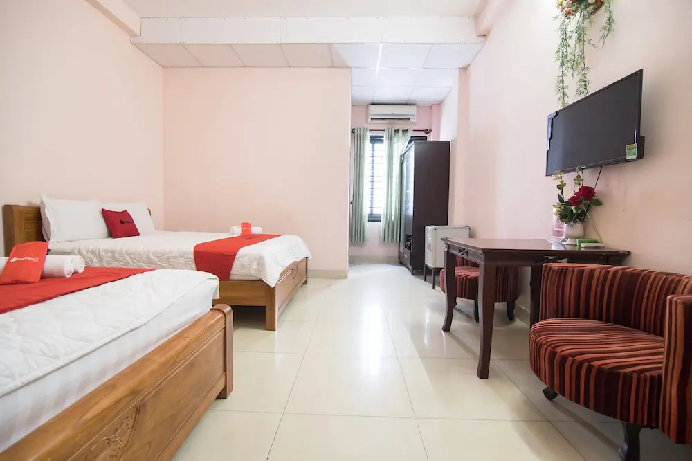 Reddoorz Plus Near Aeon Mall Tan Phu 2
