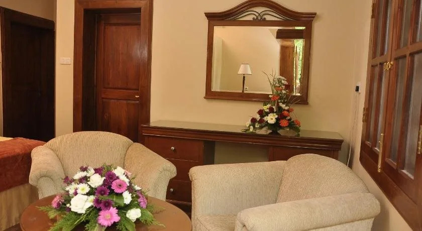 Hotel 4 U Saliya Garden
