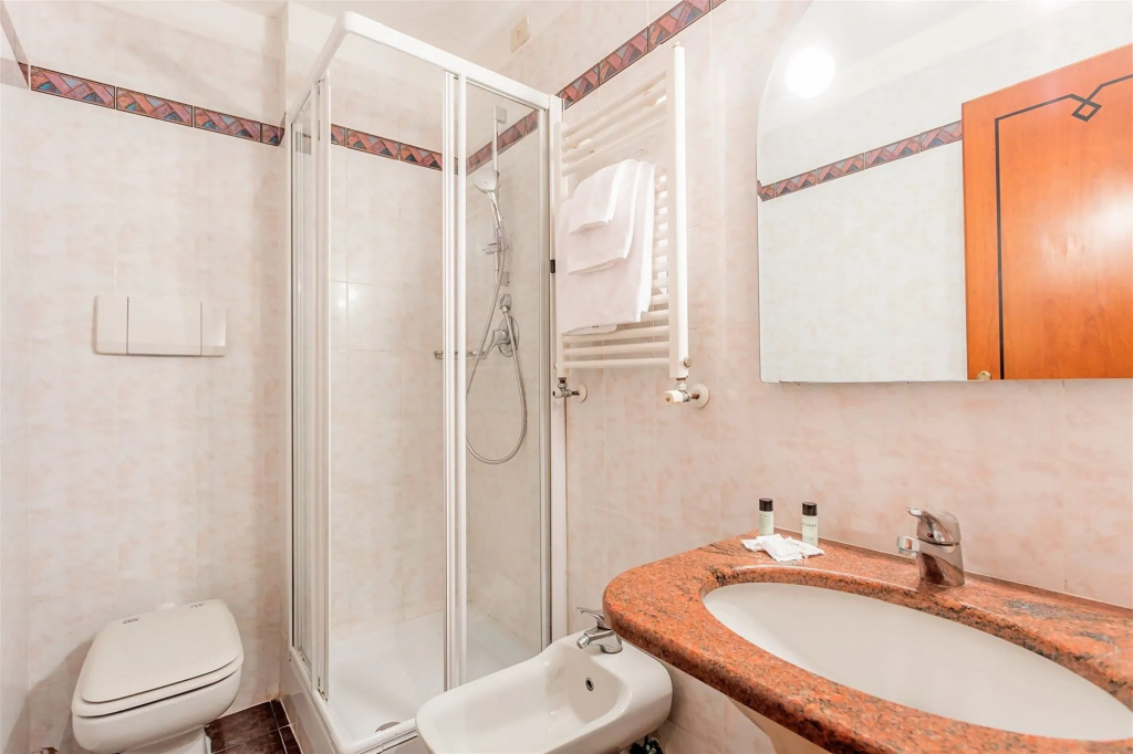 Raeli Hotel Floridia
