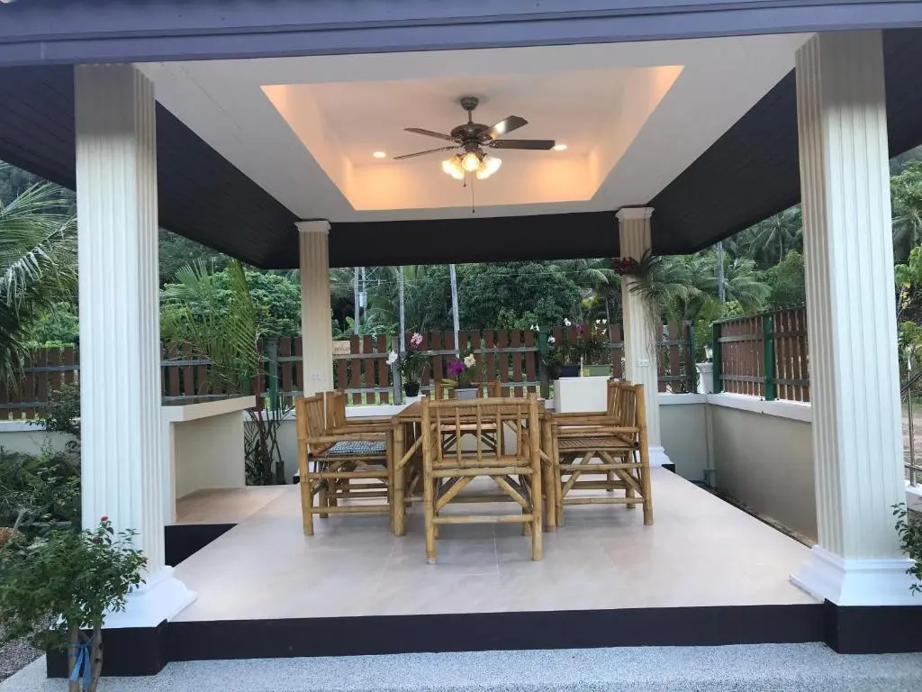 Villa Vanda 4 bedrooms by Orchids pool Villas