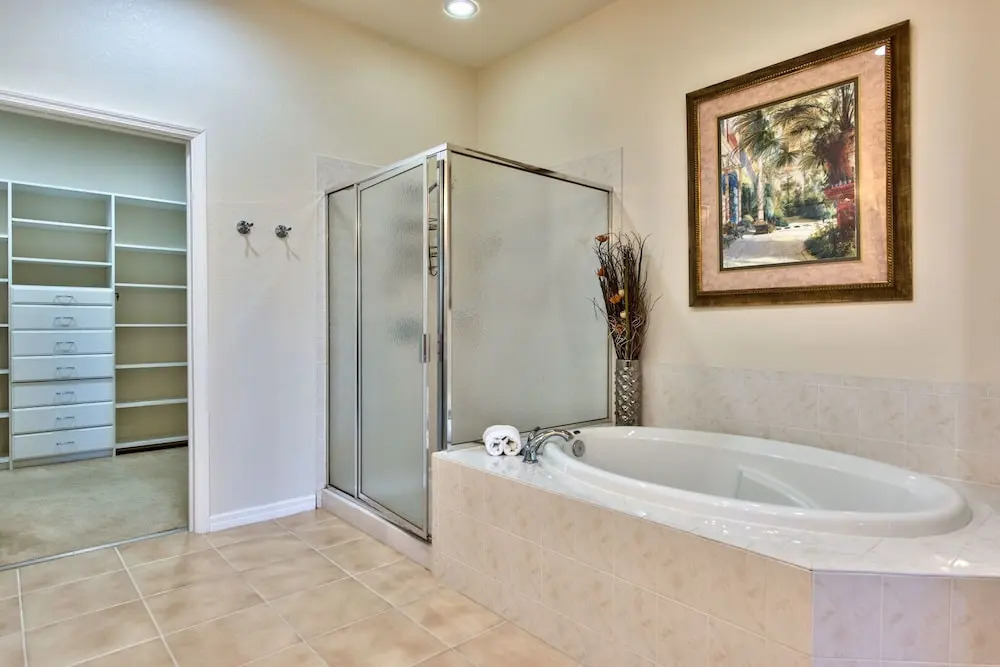 Gattino Vacation Rental by NFVH