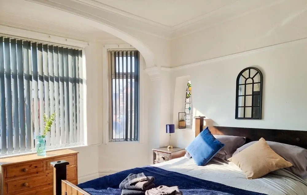 Stylish King Bed Suite - Family/ Contractor