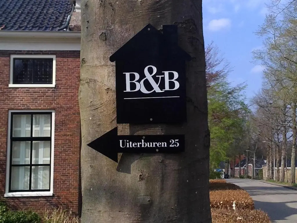 Bed & Breakfast Uiterburen