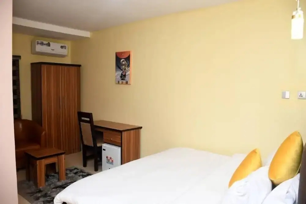 Joyrich Hotel