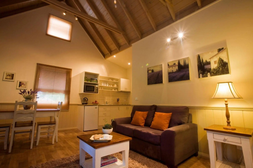 Autumn Abode Cottages
