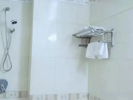 New Feitu Hotel guigang (Guest World RT-Mart)