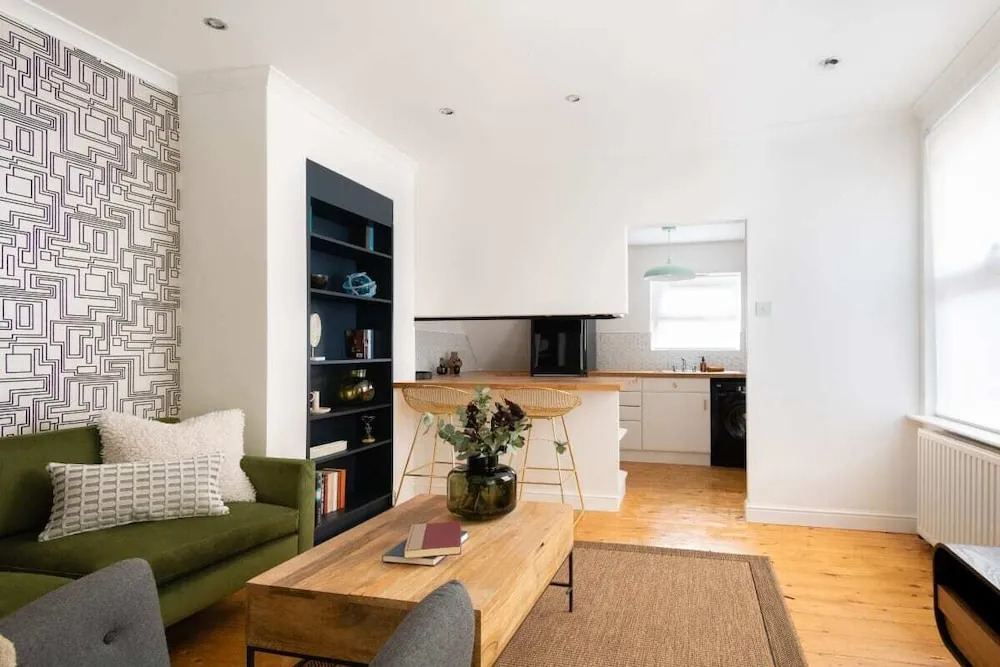 The Leyton Midland Escape - Modern 2BDR Flat with Garden