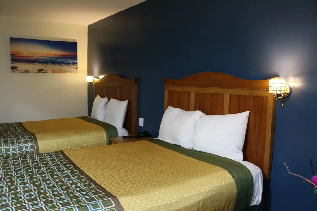 Valli Hi Motel