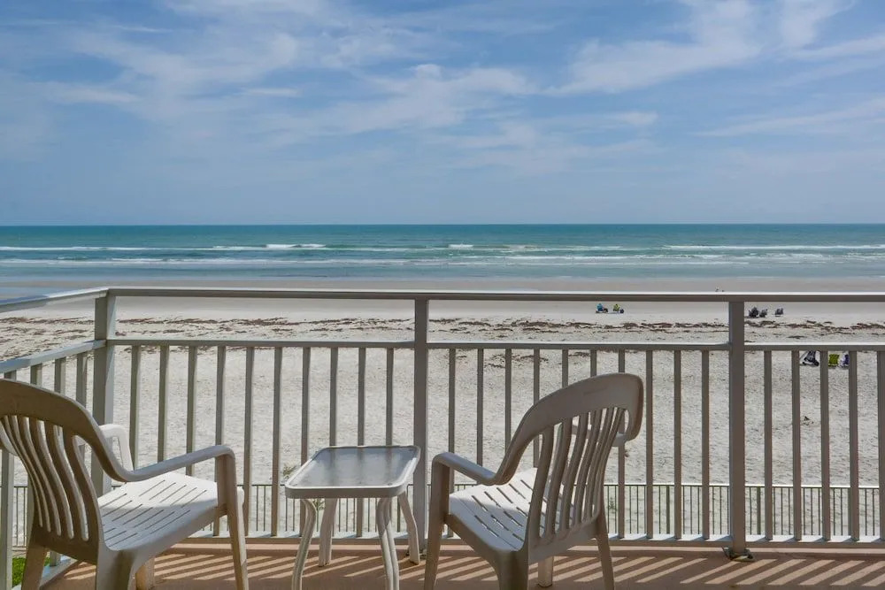 SCG206 - Sea Coast Gardens by RedAwning