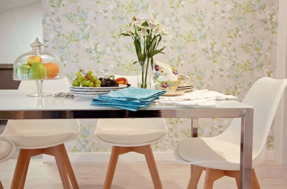 Feelathome Madrid Suites Apartments