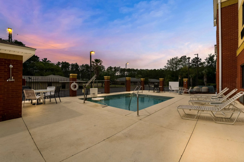 Comfort Inn & Suites Chipley I-10