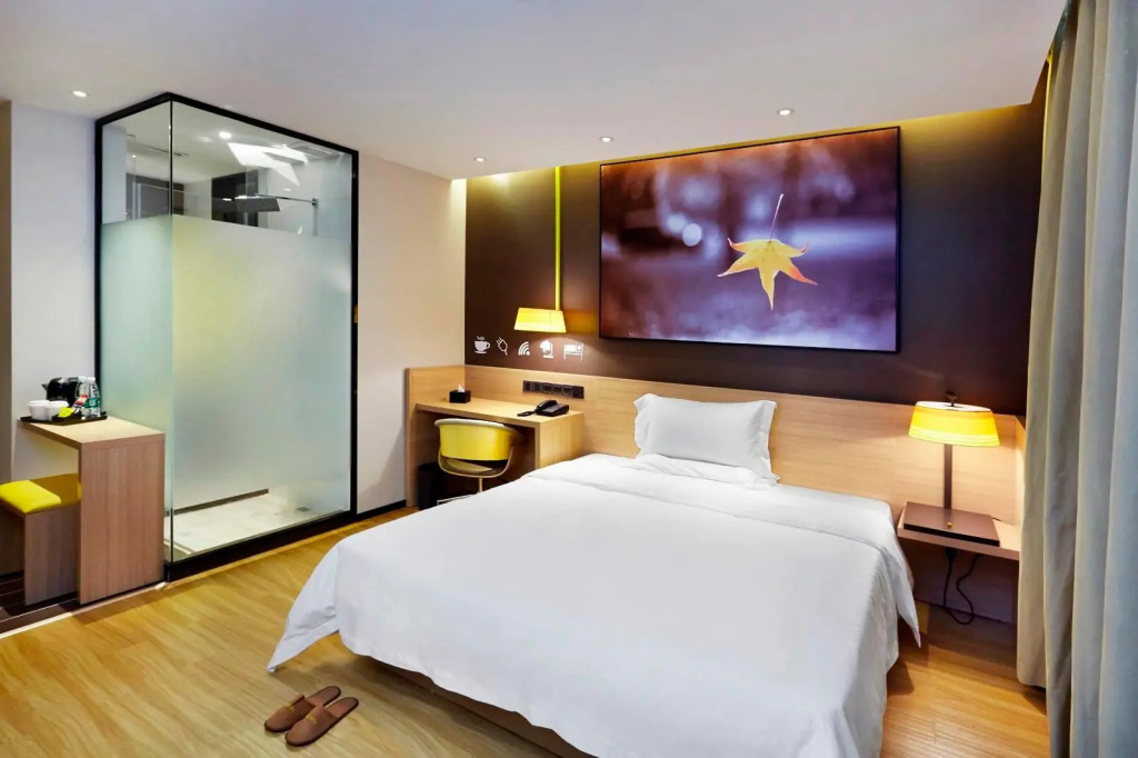 IU Hotel Shanghai Songjiang Chedun Film Park Branch