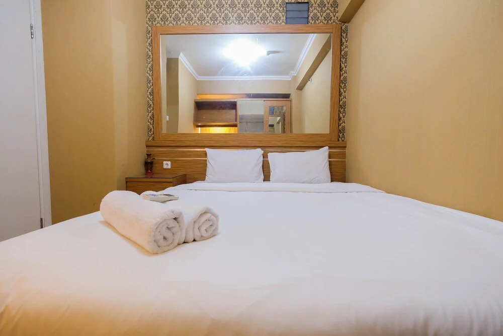 Cozy Stay 2BR @ Green Pramuka Apartment