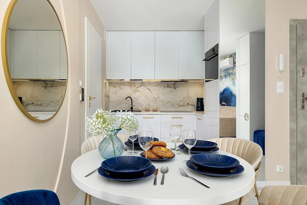 Comfortable 2-room Apartment, Indoor Pool