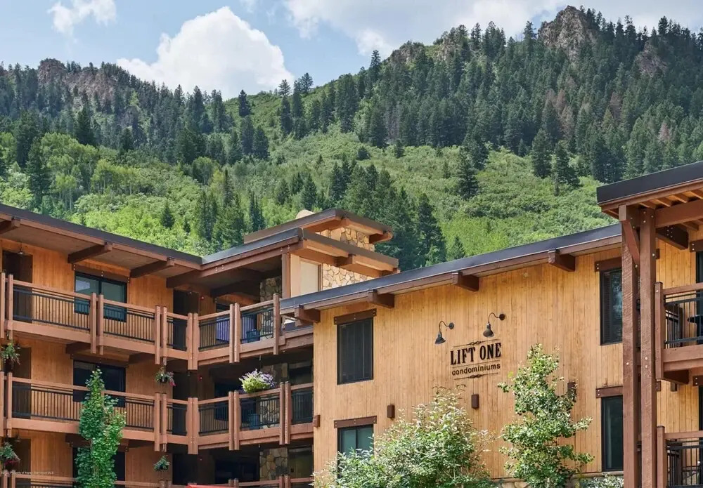 Updated 2BR in the Heart of Aspen