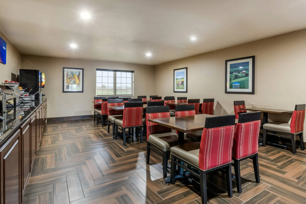 Comfort Inn Story City - I-35 near Ames