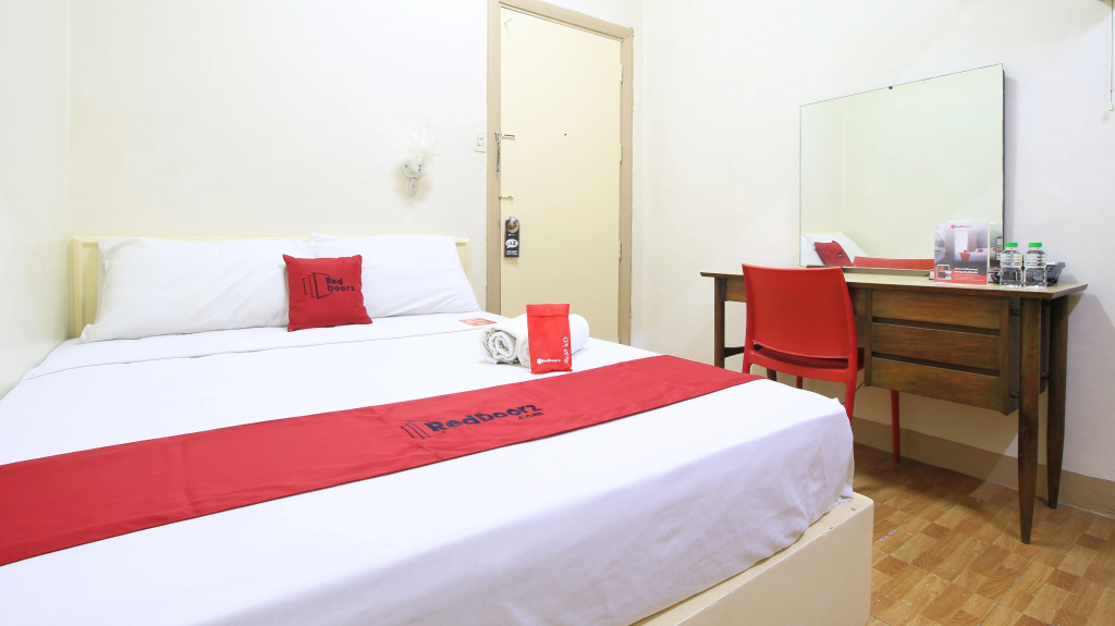 RedDoorz Plus @ Chinatown Binondo