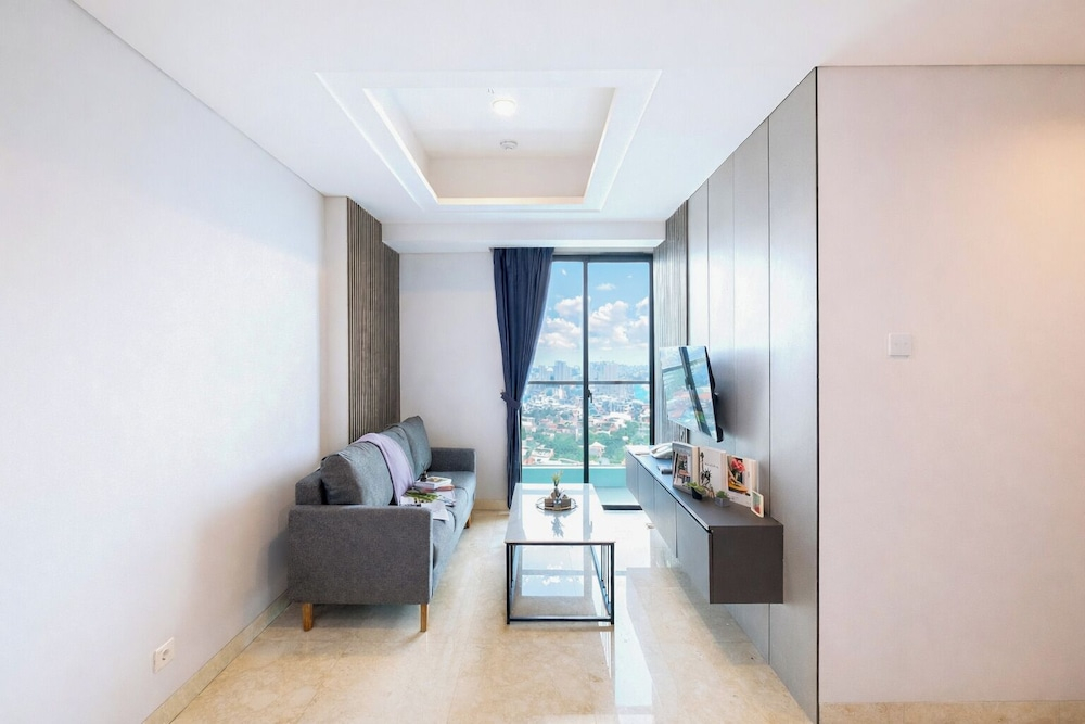Good Location 2Br For 4 Pax At Capitol Suites Apartment