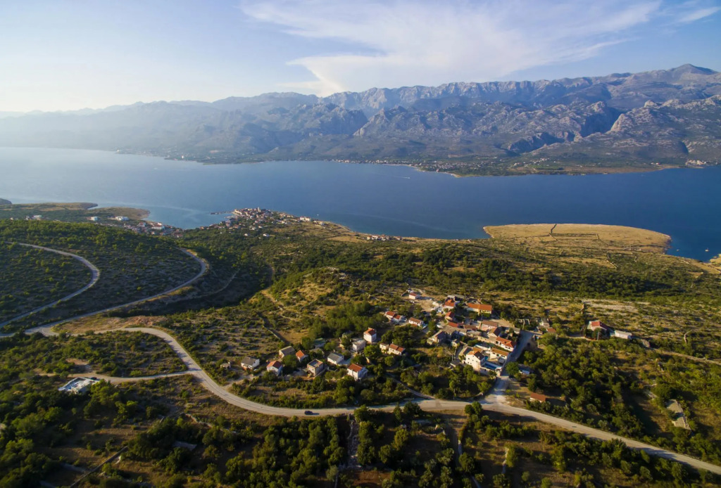 Luxury Sea & Mountain View Villa One with Private Pool & Jacuzzi