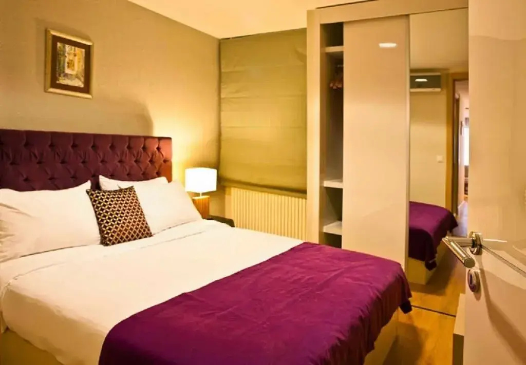 Cheya Hotels & Residences
