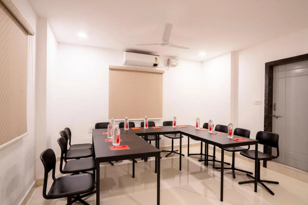 Treebo De Alphabet Gachibowli