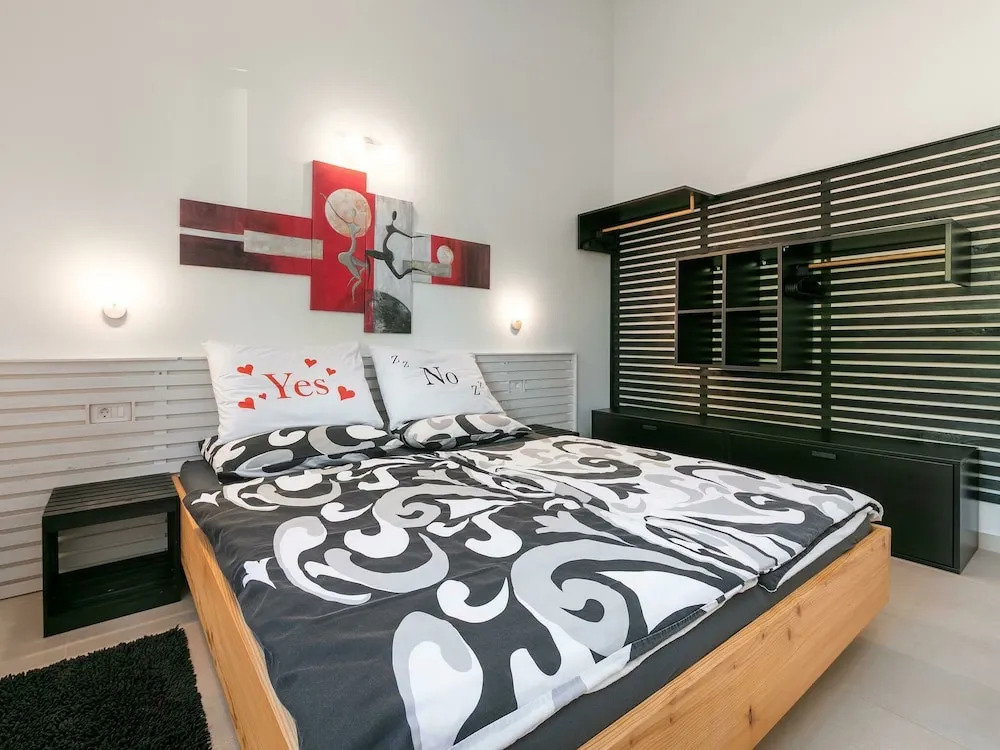 Beautiful Villa With Large Garden, Playground, Swimming Pool, in Green Surroundings at Labin