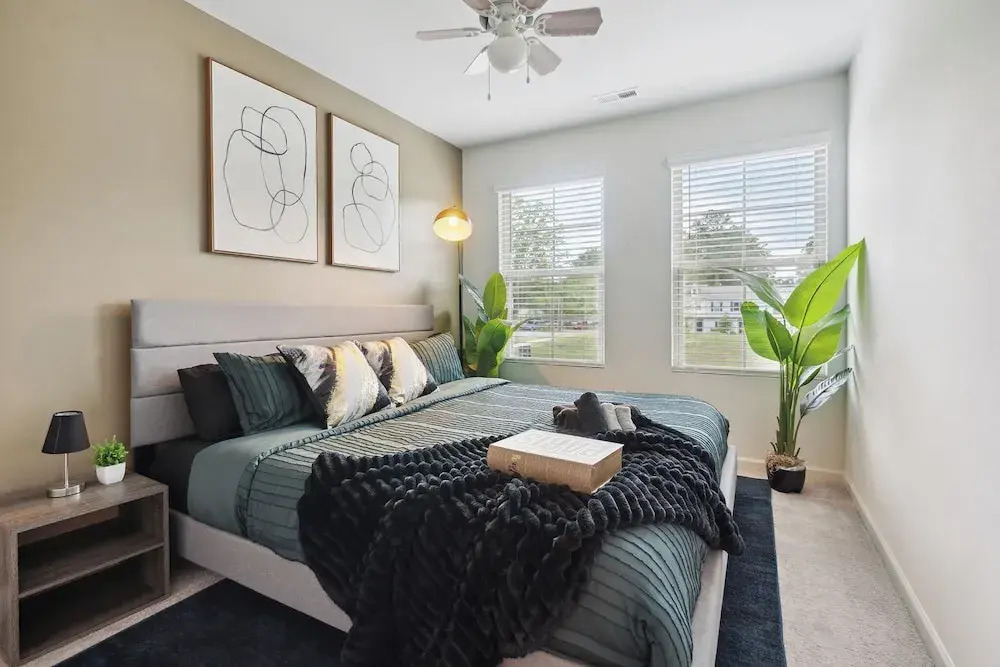 King 3BR Townhouse Mins to Cary NC State
