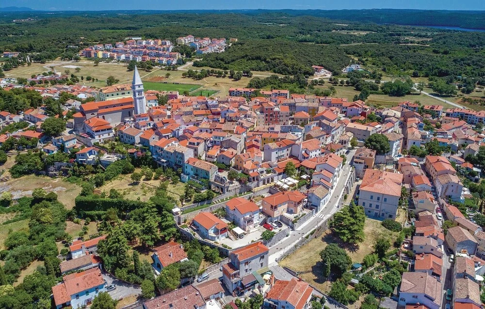 Stunning Home in Vrsar With Wifi and 1 Bedrooms