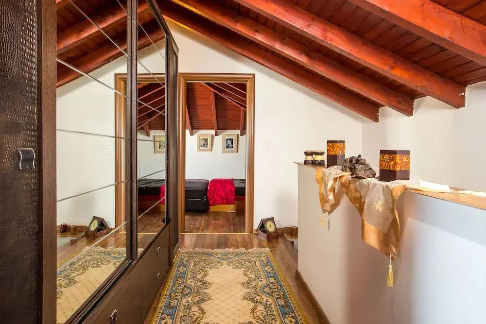 Villa Marilia - Lux home near Beach