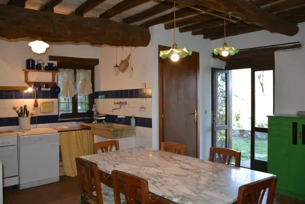 SCAPPO IN UMBRIA, Casale Nicoletta