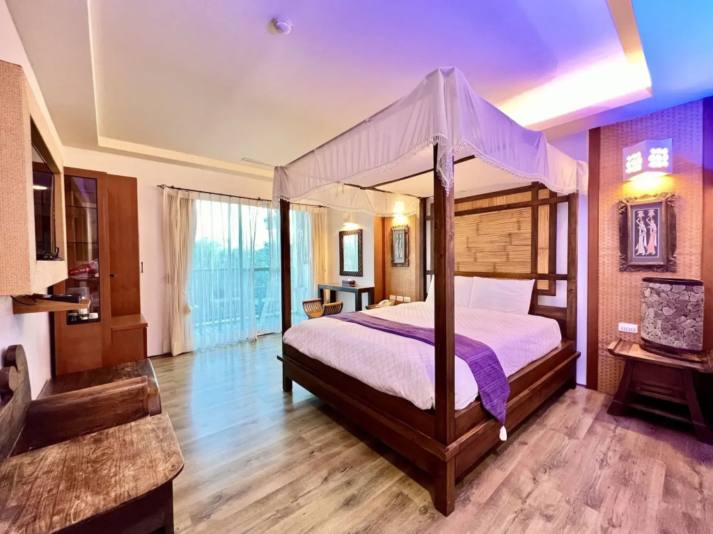 Seasons Bali Fashion Inn