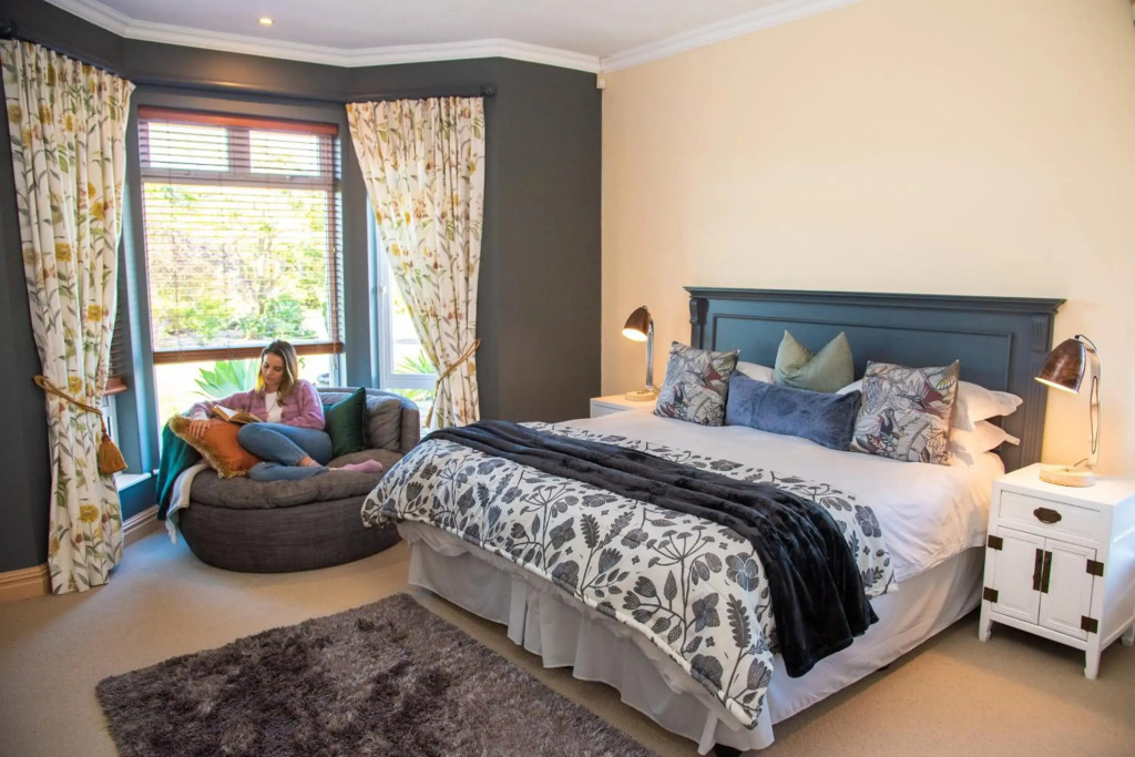 Pezula Magic Retreat - 4 Bedroom Lagoon View Home