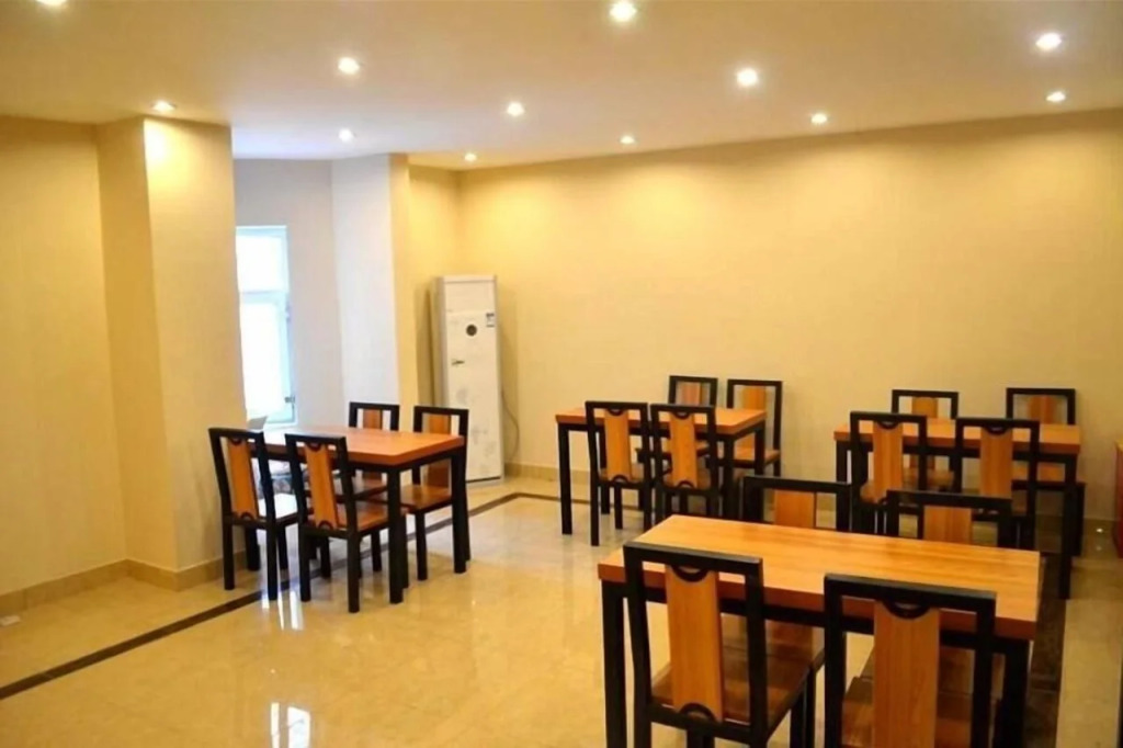GreenTree Inn Langfang GuanGYAng District GuanGYAng Road City Government Express Hotel