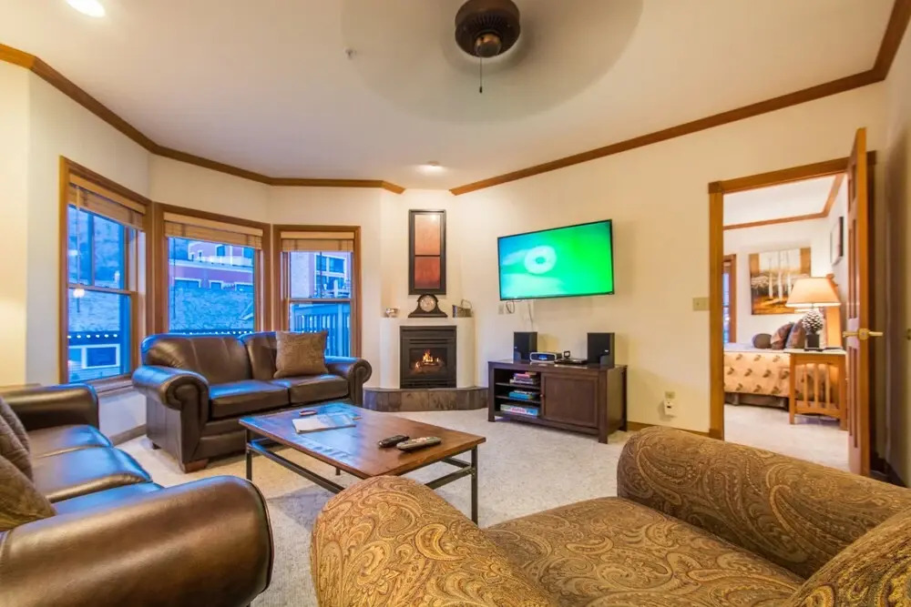 2 Bedroom Townlift Condo by All Seasons Resort Lodging