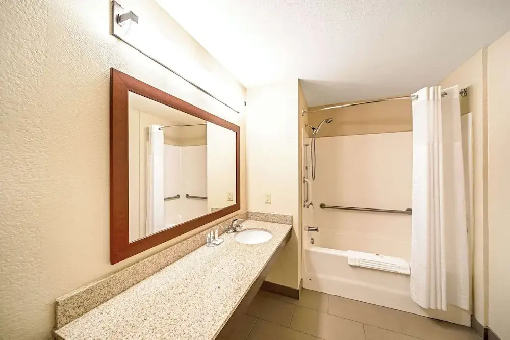 Best Western Plus Independence Inn & Suites