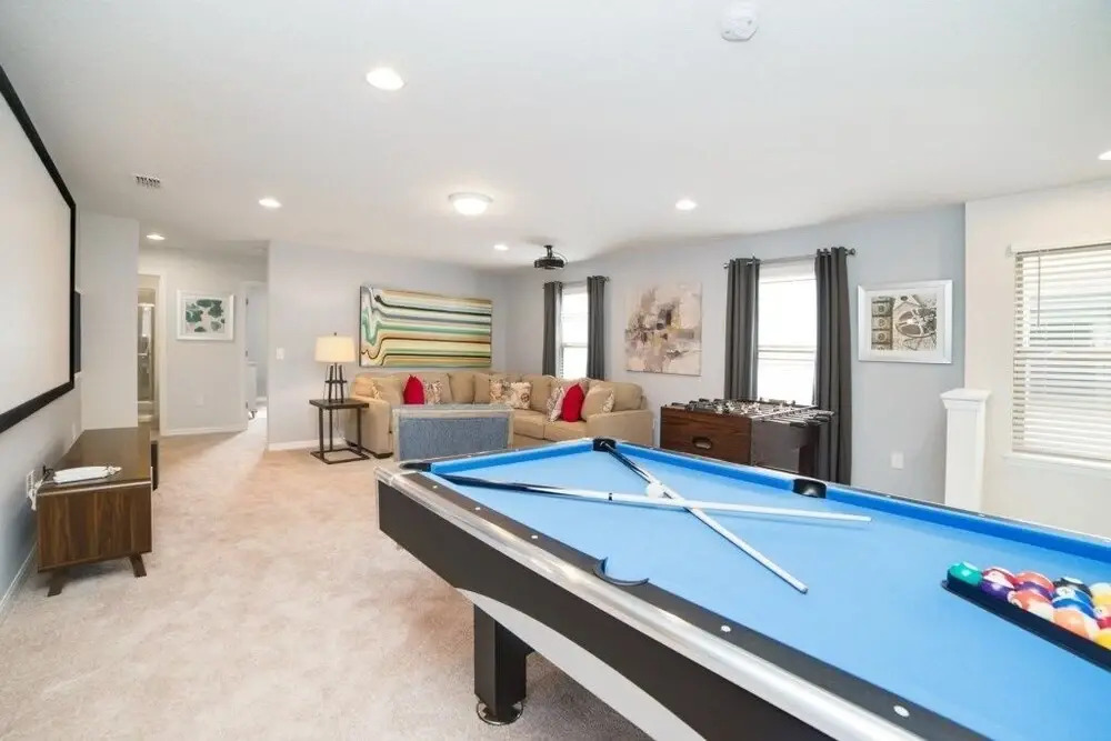 Luxury 7 Bed Villa With Pool/spa, Game Room 7 Bedroom Villa by Redawning