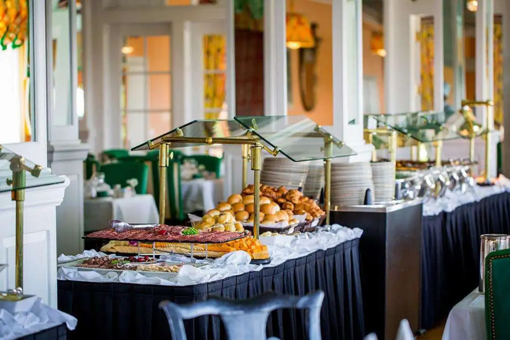 Grand Hotel