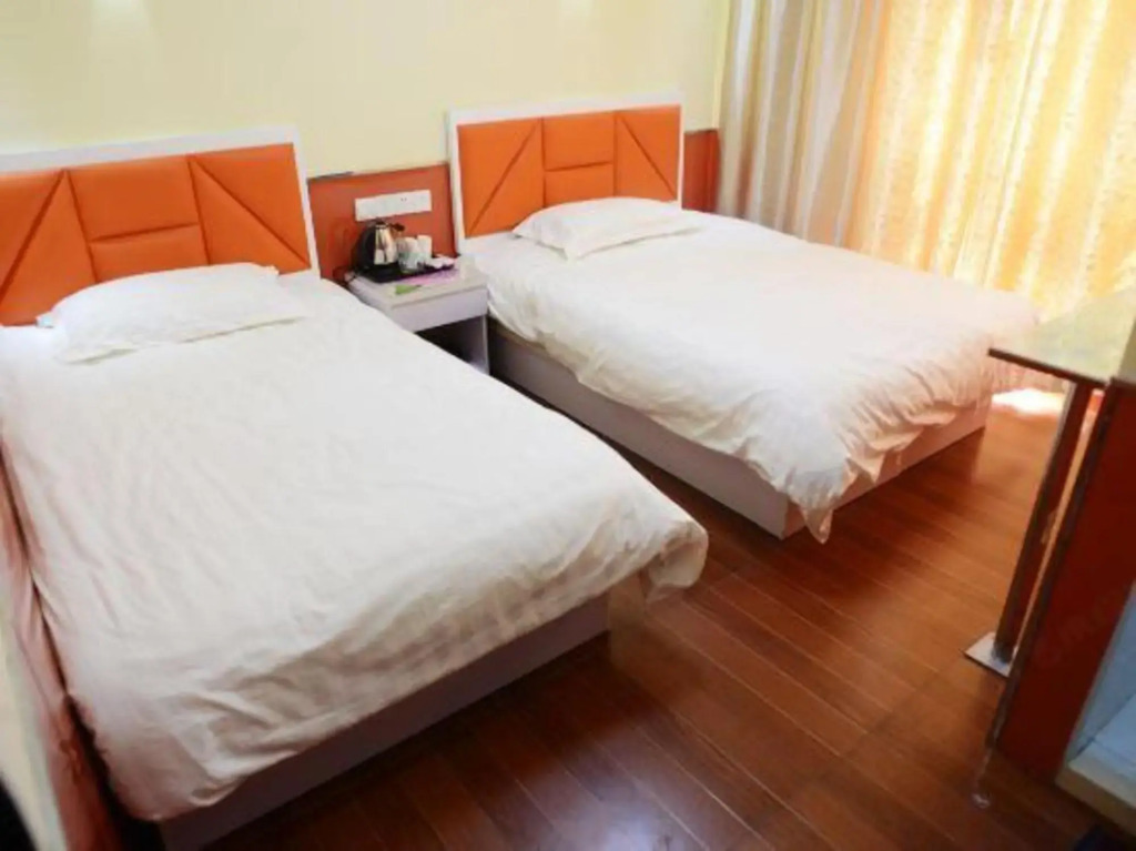 Zhengyu Hostel