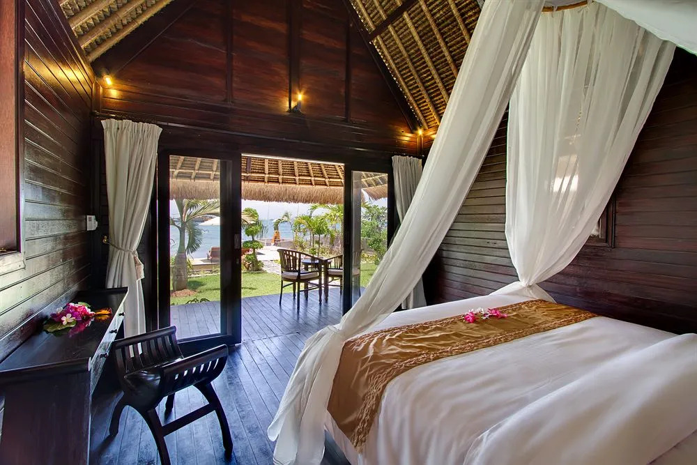 Lembongan Mantra Huts