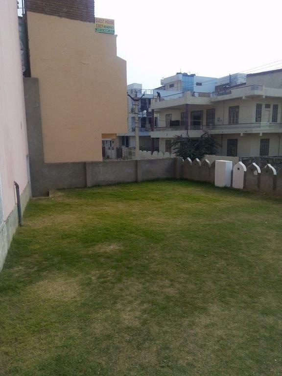 Pink Palace Guest House