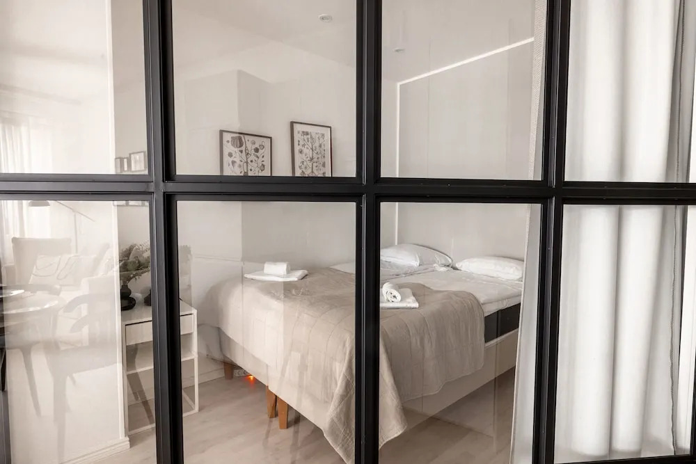 2ndhomes Modern 1BR Home w Sauna&Balcony