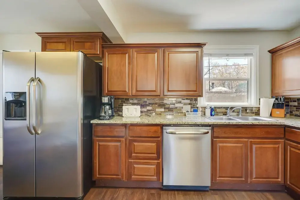 Pueblo House by Riverwalk, 2 Miles to Fairgrounds!
