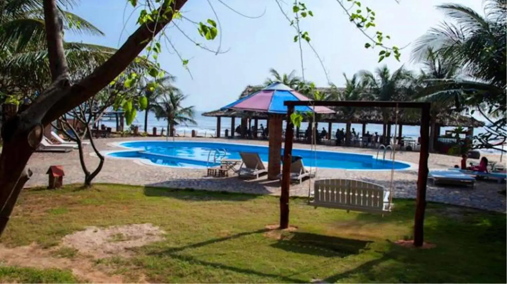 Xom Chai Resort