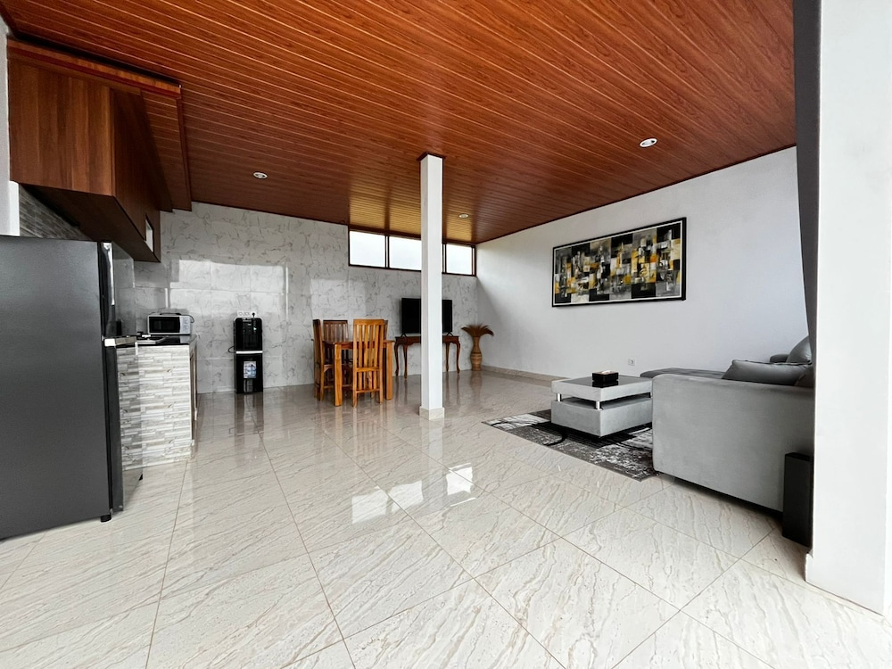 D'carik Wooden Lodge Ricefield View by TVM