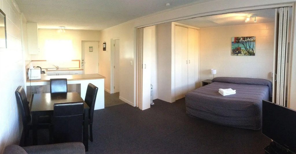 City Towers Apartments