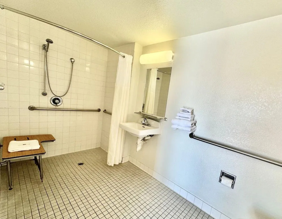 Studio 6 Bellflower CA Los Angeles