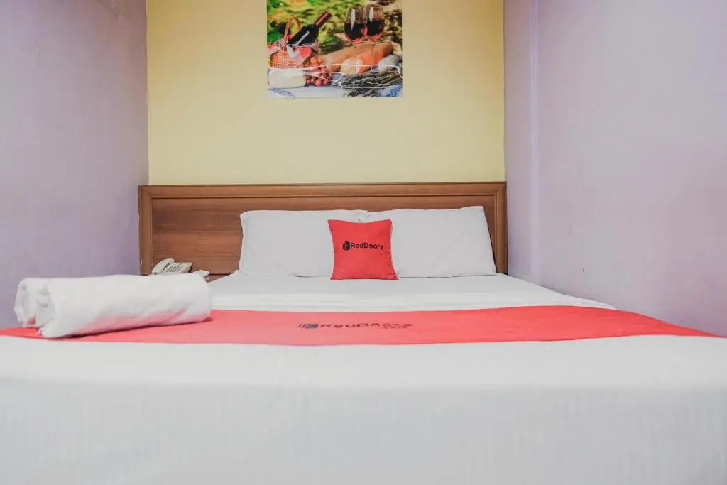 Reddoorz near Nagoya Hill Mall Batam 5