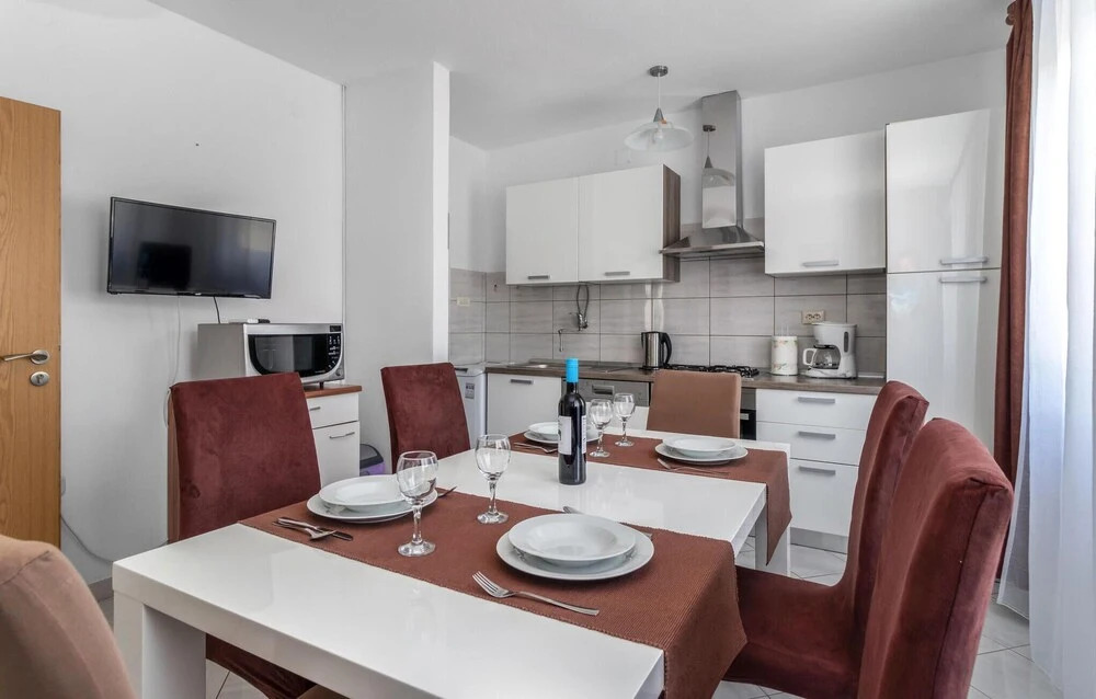 Awesome Home in Jadranovo With Wifi and 3 Bedrooms