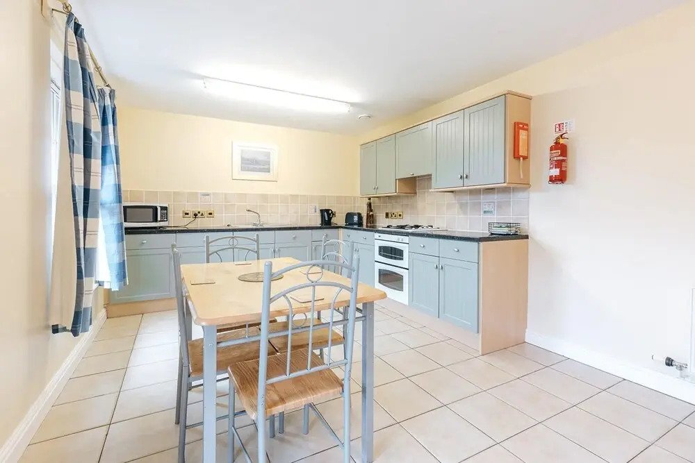 2 Bedroom Cottage in Dorrington, No Deposit
